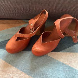 Rachel Comey rust leather Dekalb clogs